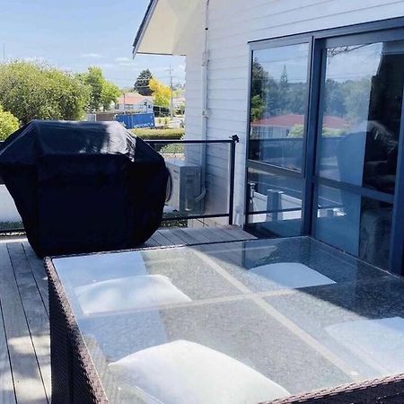 “Henderson Dream Guest House” Auckland Exteriör bild