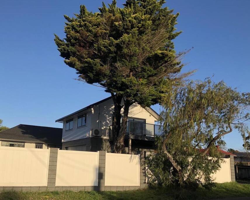 “Henderson Dream Guest House” Auckland Exteriör bild